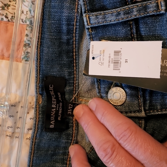 NWT Womens Banana Republic Distressed Jeans size 31/12 - Picture 4 of 6